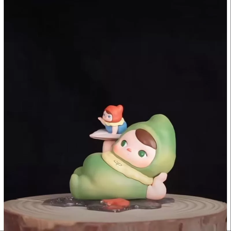 PUCKY Pop Mart Hand in Hand Series Paper Plane Dreams PUCKY