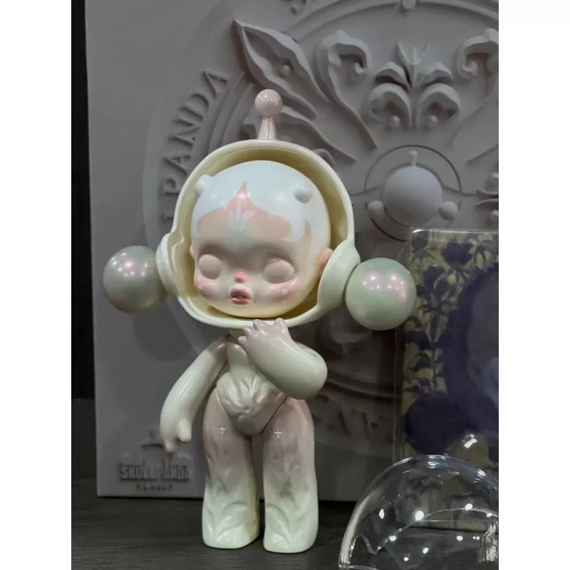 Skullpanda Confide Limited Figurine Skullpanda Confide Limited Figurine