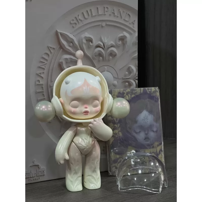Skullpanda Confide Limited Figurine Skullpanda Confide Limited Figurine