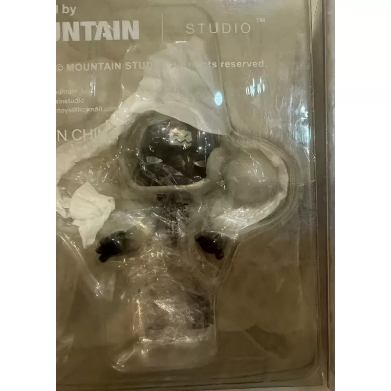 Skullpanda Dark Crow Limited Figurine Skullpanda Dark Crow Limited Figurine