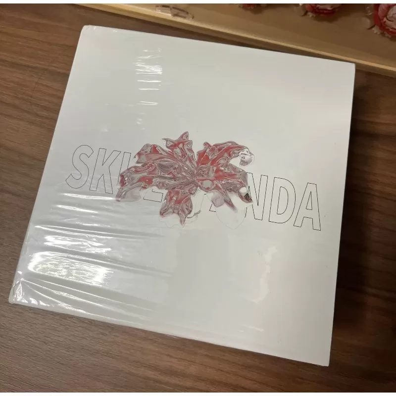 Skullpanda Fatal Enchantment Limited Figure Skullpanda Fatal Enchantment Limited Figure