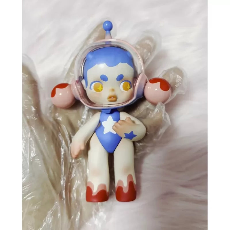 Skullpanda First Generation Baby Limited Figurine Skullpanda First Generation Baby Limited Figurine