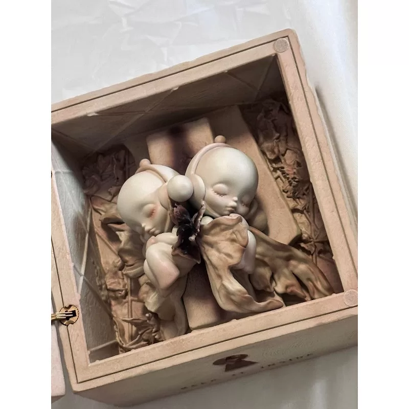 Skullpanda Inside Limited Figure Skullpanda Inside Limited Figure