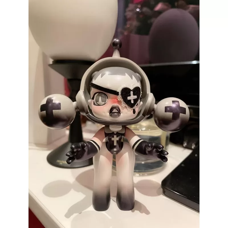 Skullpanda Intensive Care Limited Figurine Skullpanda Intensive Care Limited Figurine