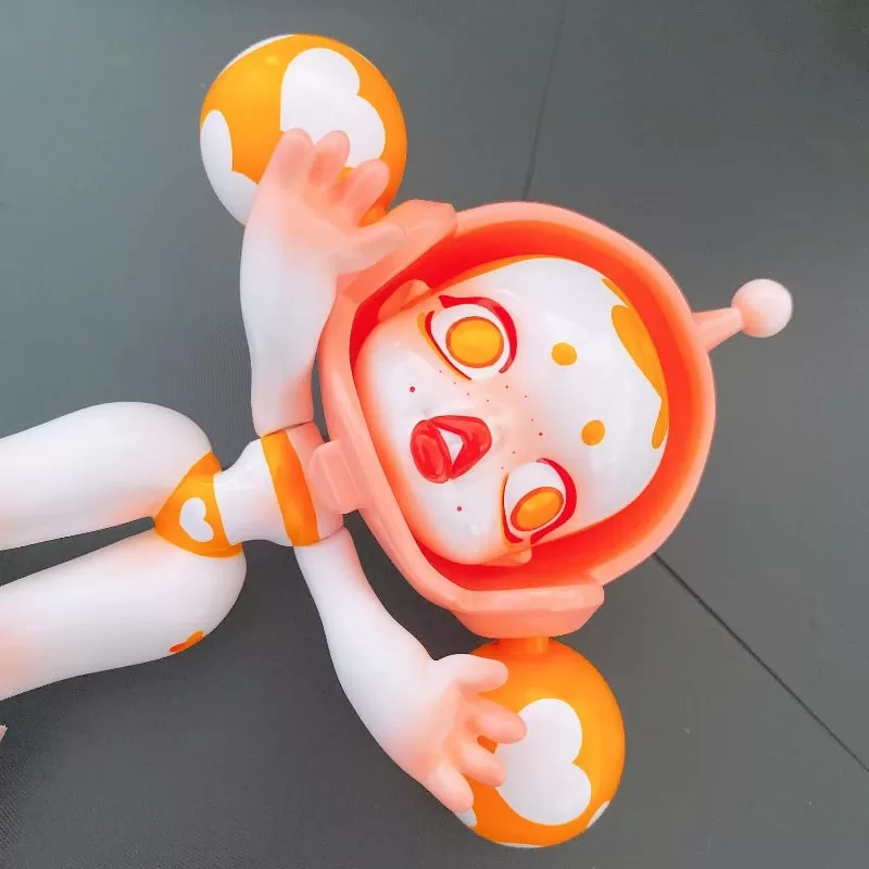 Skullpanda Little Yellow Egg Limited Figurine Skullpanda Little Yellow Egg Limited Figurine