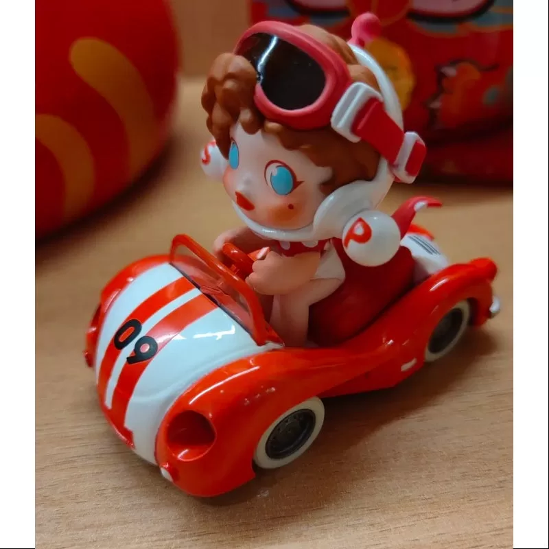 Skullpanda Pop Mart PopCar Super Track Series Skullpanda 70’s RACING