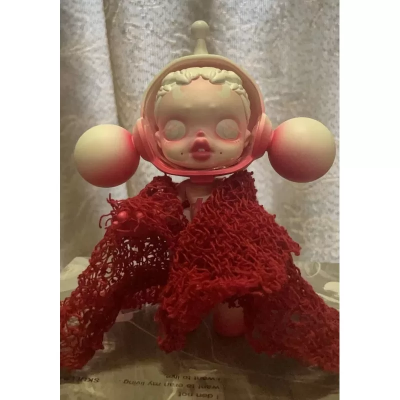 Skullpanda Red Dream Heart Baby Limited Figurine Skullpanda Red Dream Heart Baby Limited Figurine