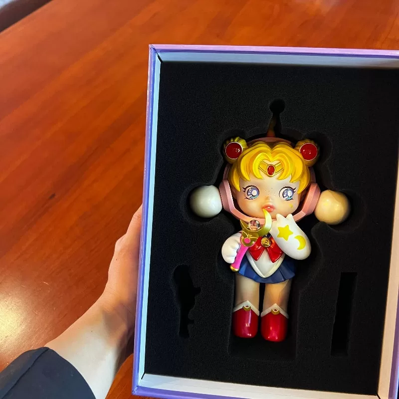Skullpanda Sailor Moon Limited Figure Skullpanda Sailor Moon Limited Figure